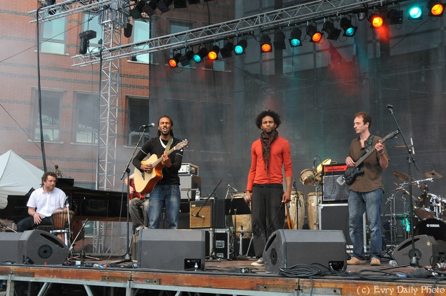 Evry Daily Photo - Fete de la Musique Evry - Harold 310 - large.jpg